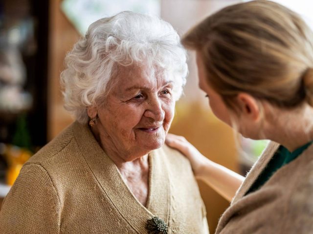 Understanding the Difference Between Assisted Living and Skilled Nursing Communities
